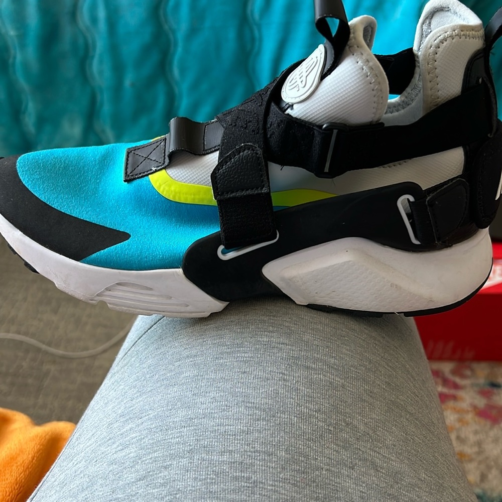 Nike Huarache city